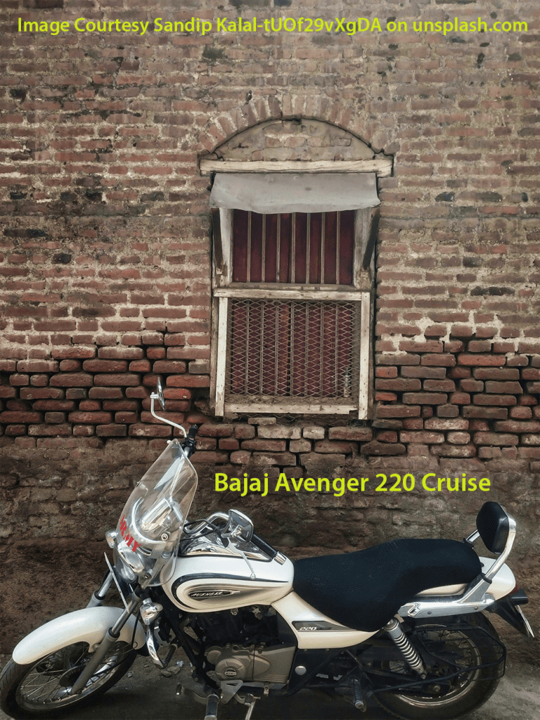 Bajaj Avenger 220 Cruise Motorcycle
